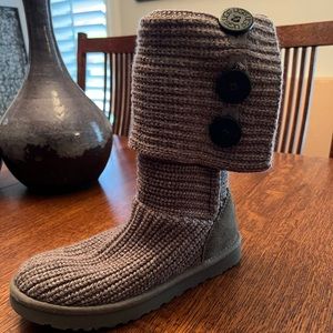 UGG Bailey Button Cardy Boot